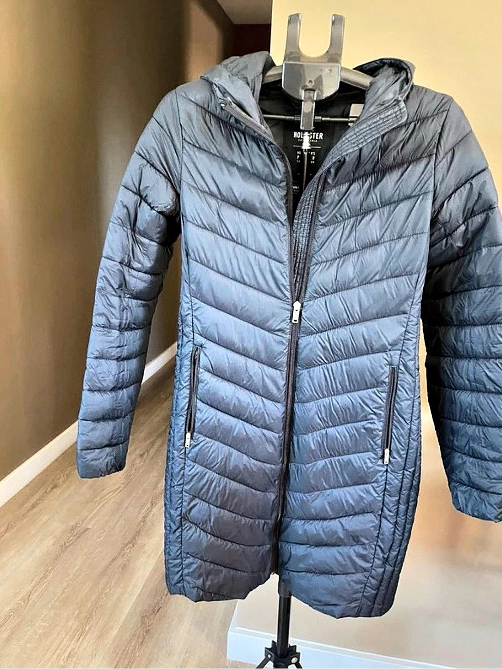 Hollister 's Puffer Collection Women's Blue Puffer Coat Size Medium